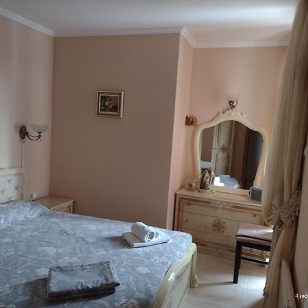 Messembria Resort Slăntjev Brjag Rum bild